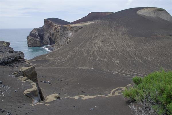 Azori Failal volcano